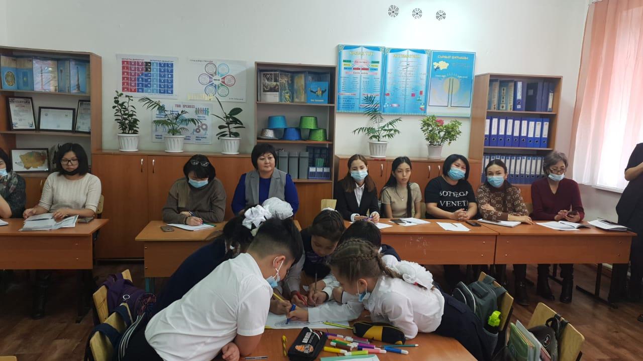 «Мұғалім–өзінің білімін үздіксіз   жетілдіріп отырғанда ғана мұғалім, ал оқуды, ізденуді тоқтатқанда,оның мұғалімдігі де жойылады»